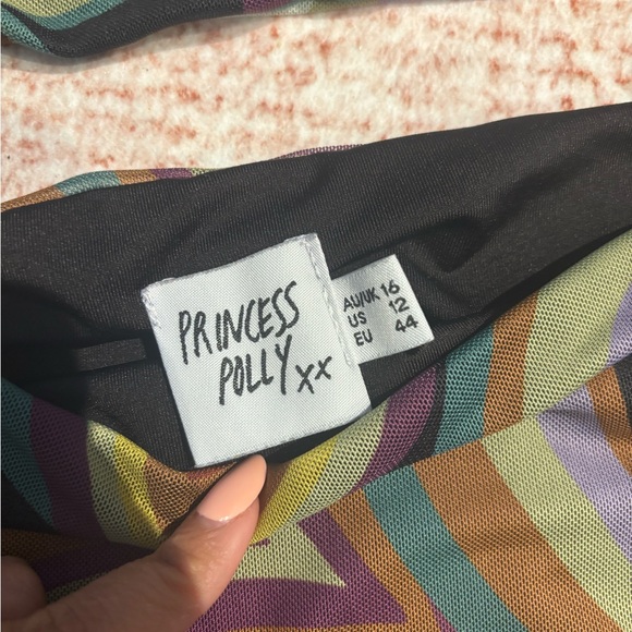 Colorful Patterned Two-Piece Outfit - Picture 3 of 3